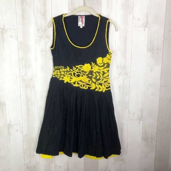 Anthropologie Dresses & Skirts - ❌SOLD❌ [Anthropologie] Floral Embroidered Dress
